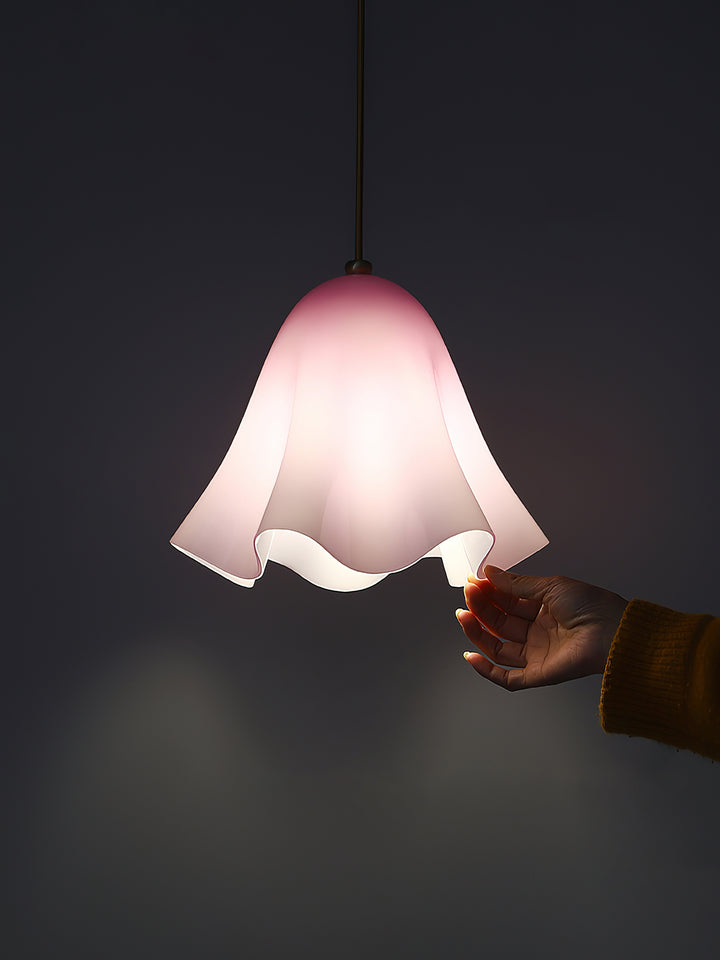 Vera Bloom Pendant Lamp - Vakkerlight