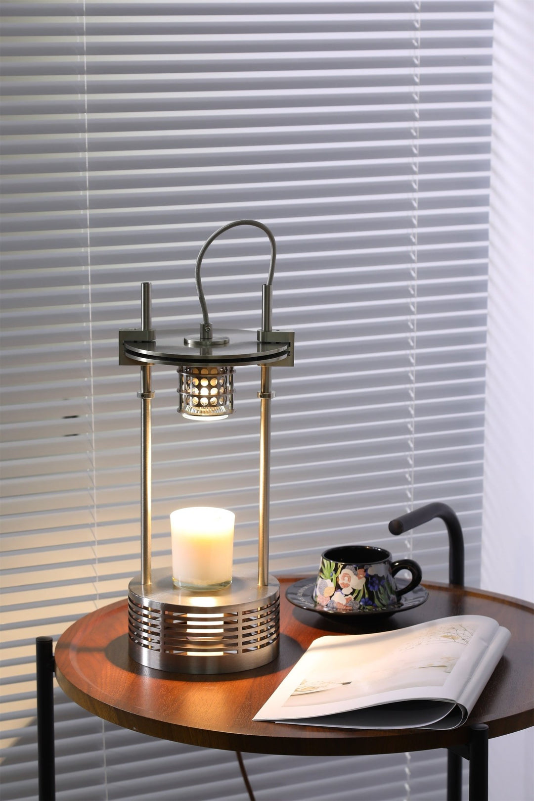 Aurosteel Aroma Table Lamp - Vakkerlight