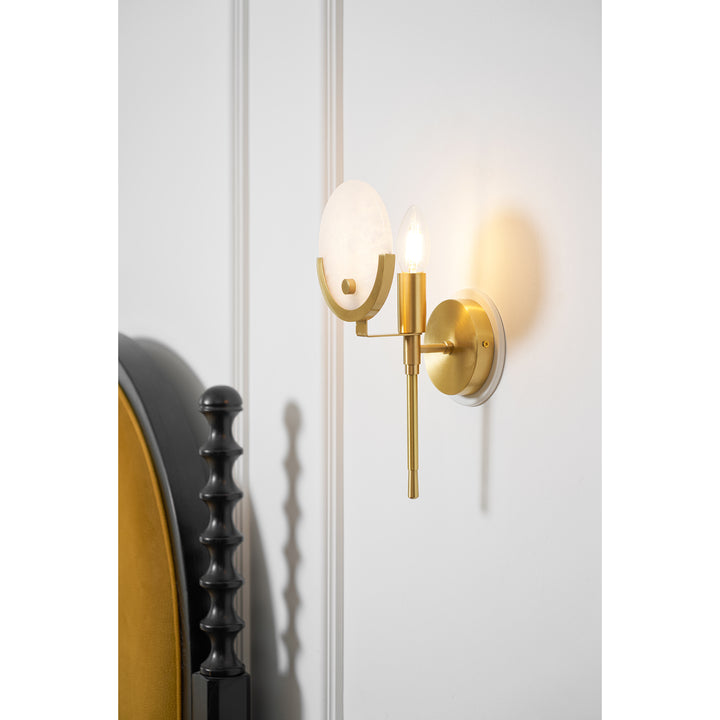 Ava Brass Wall Lamp - Vakkerlight