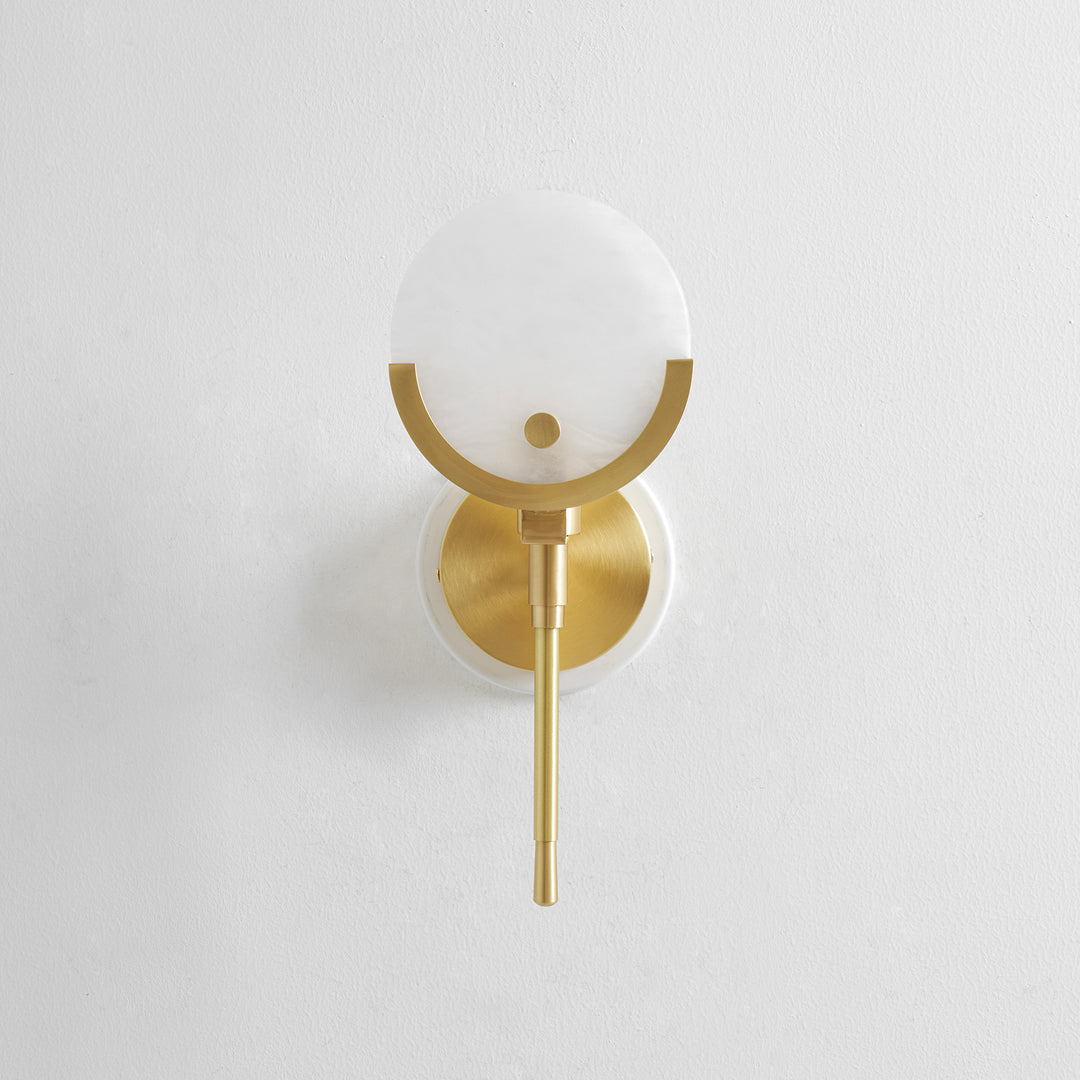 Ava Brass Wall Lamp - Vakkerlight