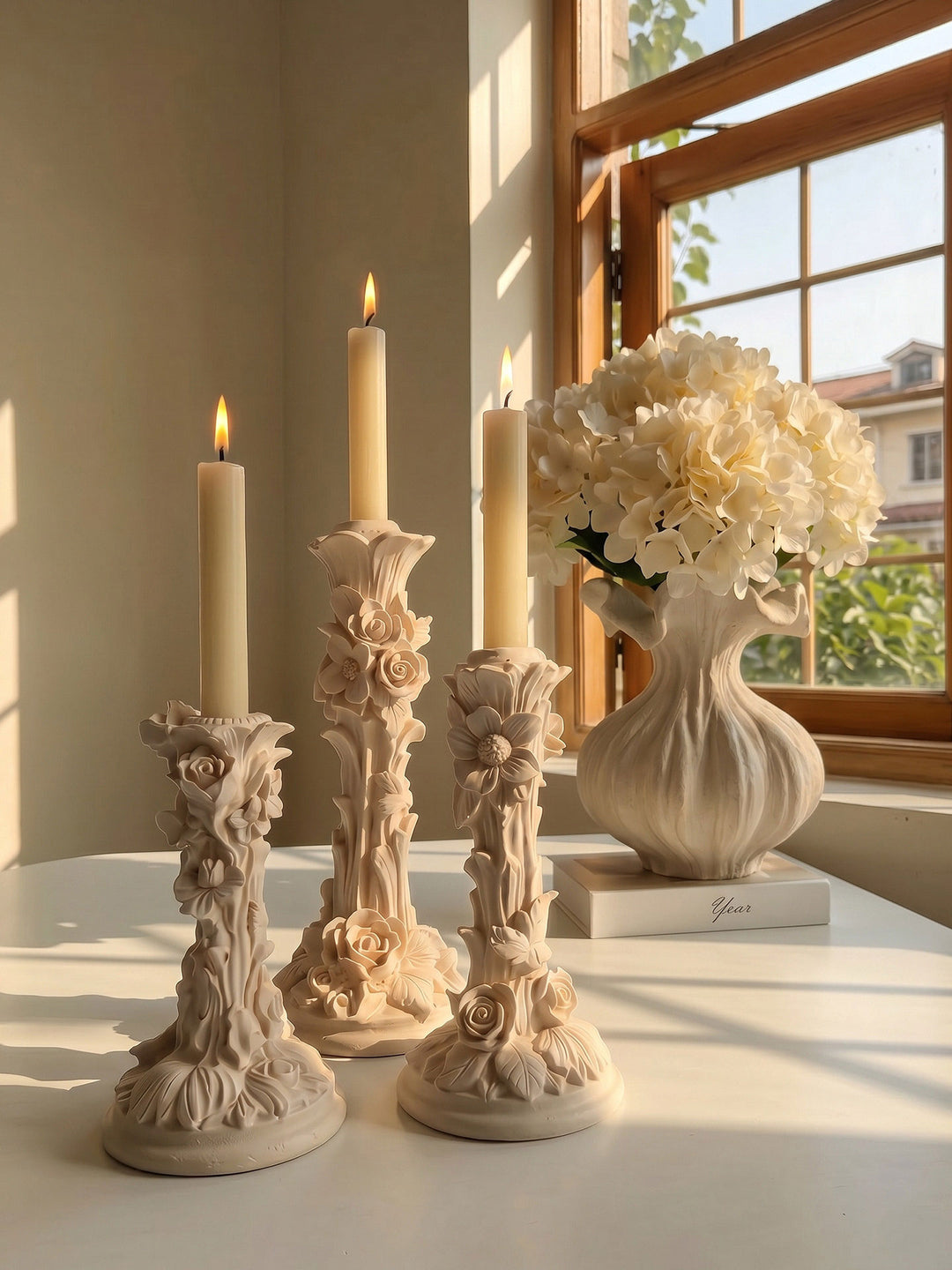 Aveline Bloom Candle Holder