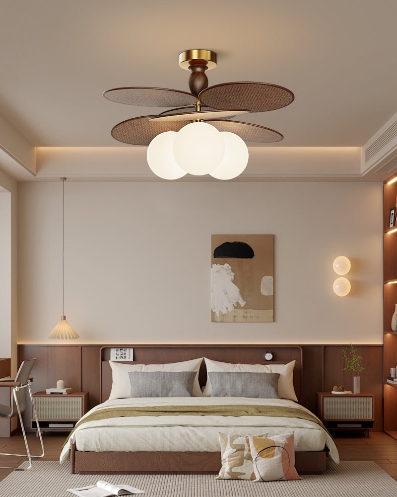 Averis Ceiling Light - Vakkerlight