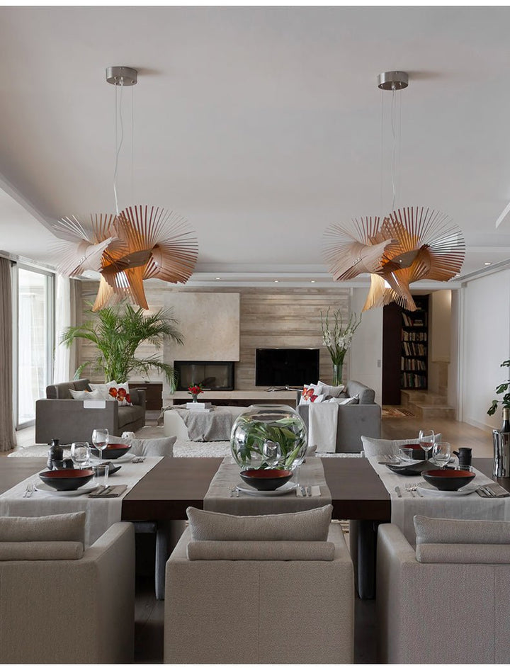 Avian Flair Wooden Pendant Lamp - Vakkerlight