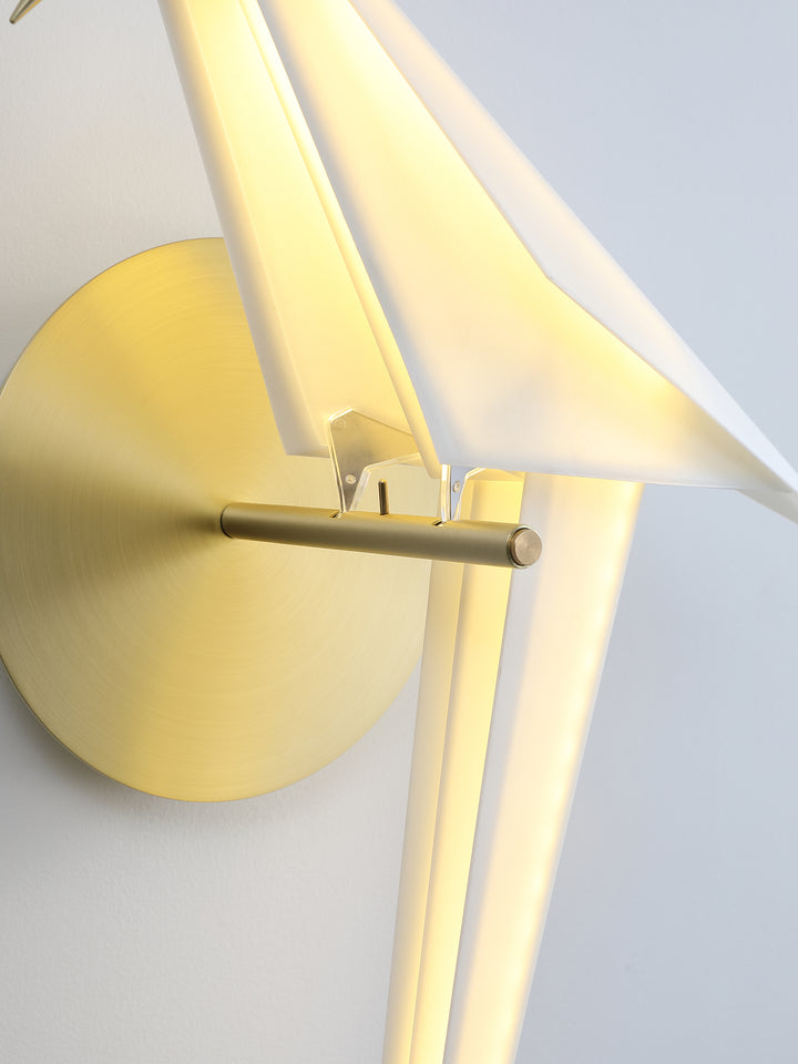 Avian Serenity Wall Lamp - Vakkerlight