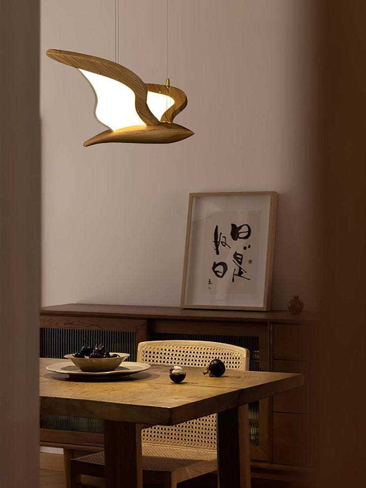 Avina Wing Pendant Light - Vakkerlight