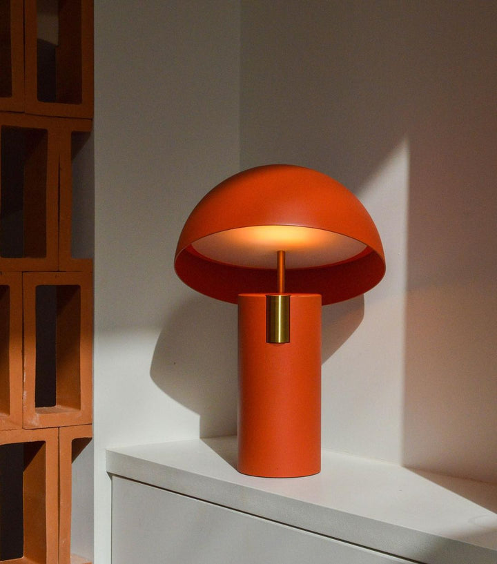 Avo Table Lamp - Vakkerlight