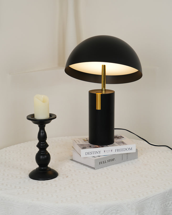 Avo Table Lamp - Vakkerlight