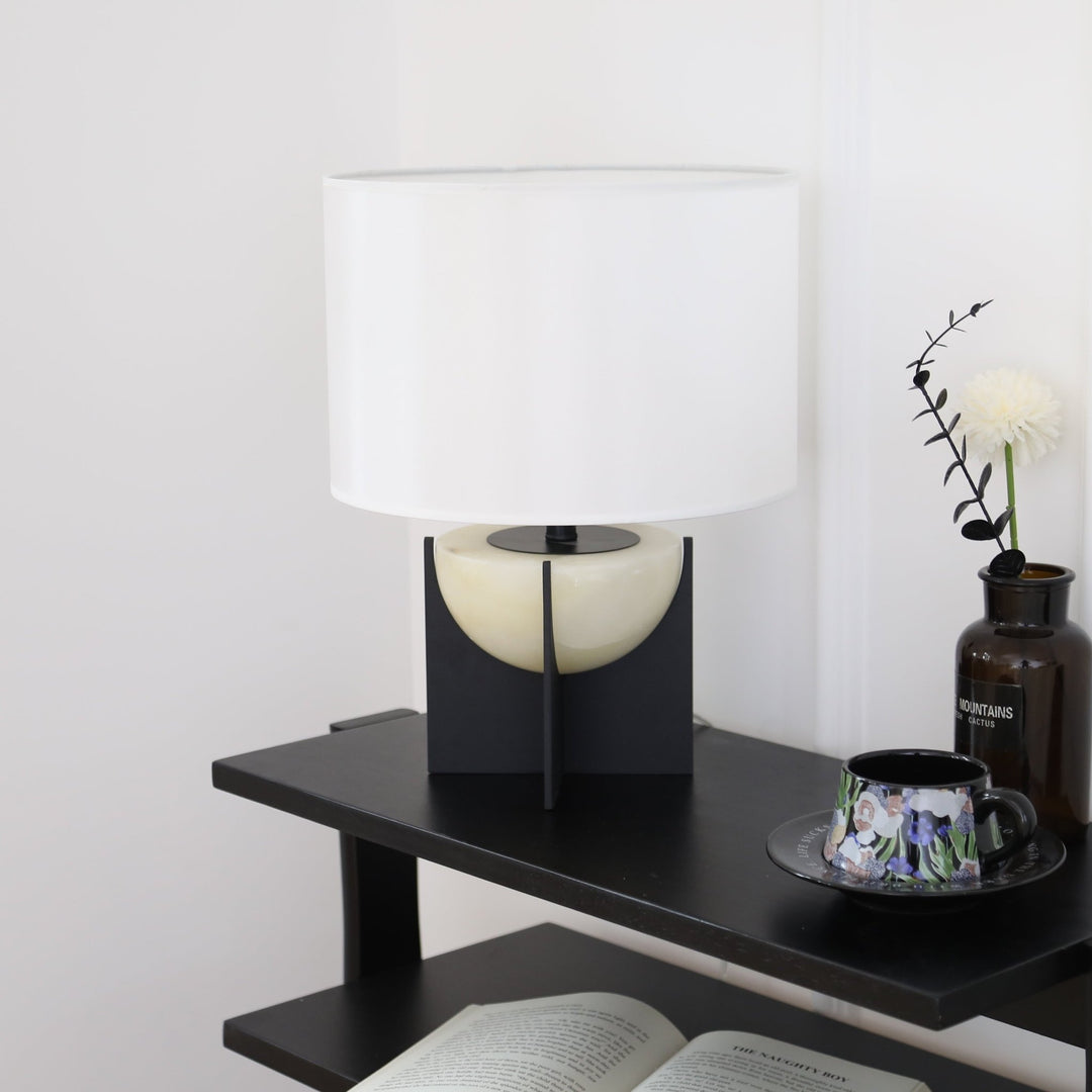 Axis Alabaster Table Lamp - Vakkerlight