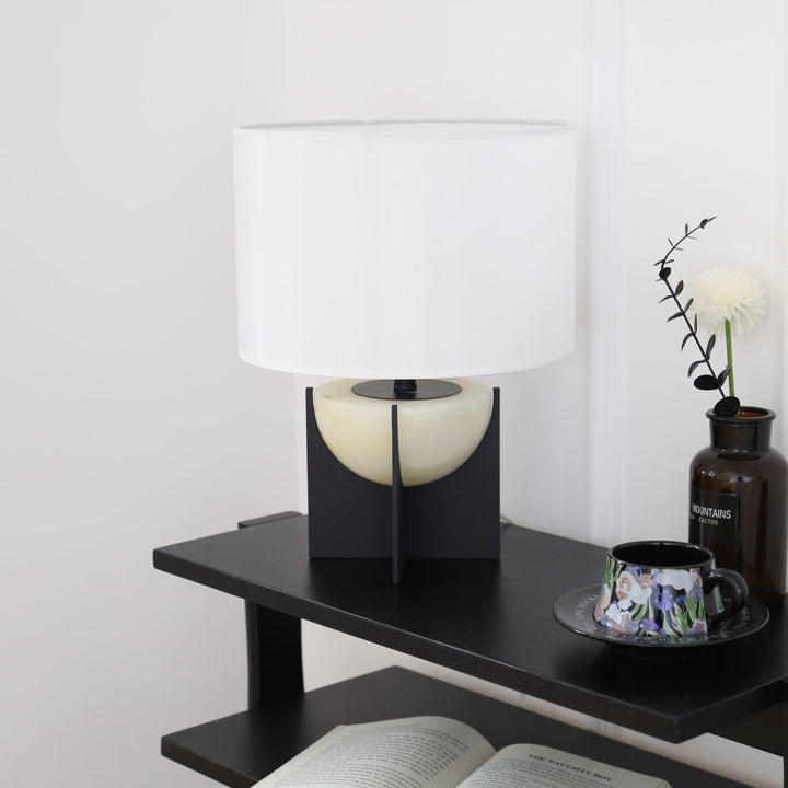 Axis Alabaster Table Lamp - Vakkerlight