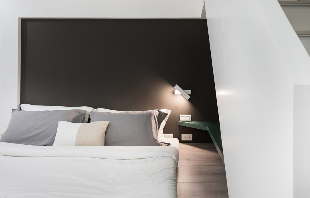 Axis Flux Wall Sconce - Vakkerlight