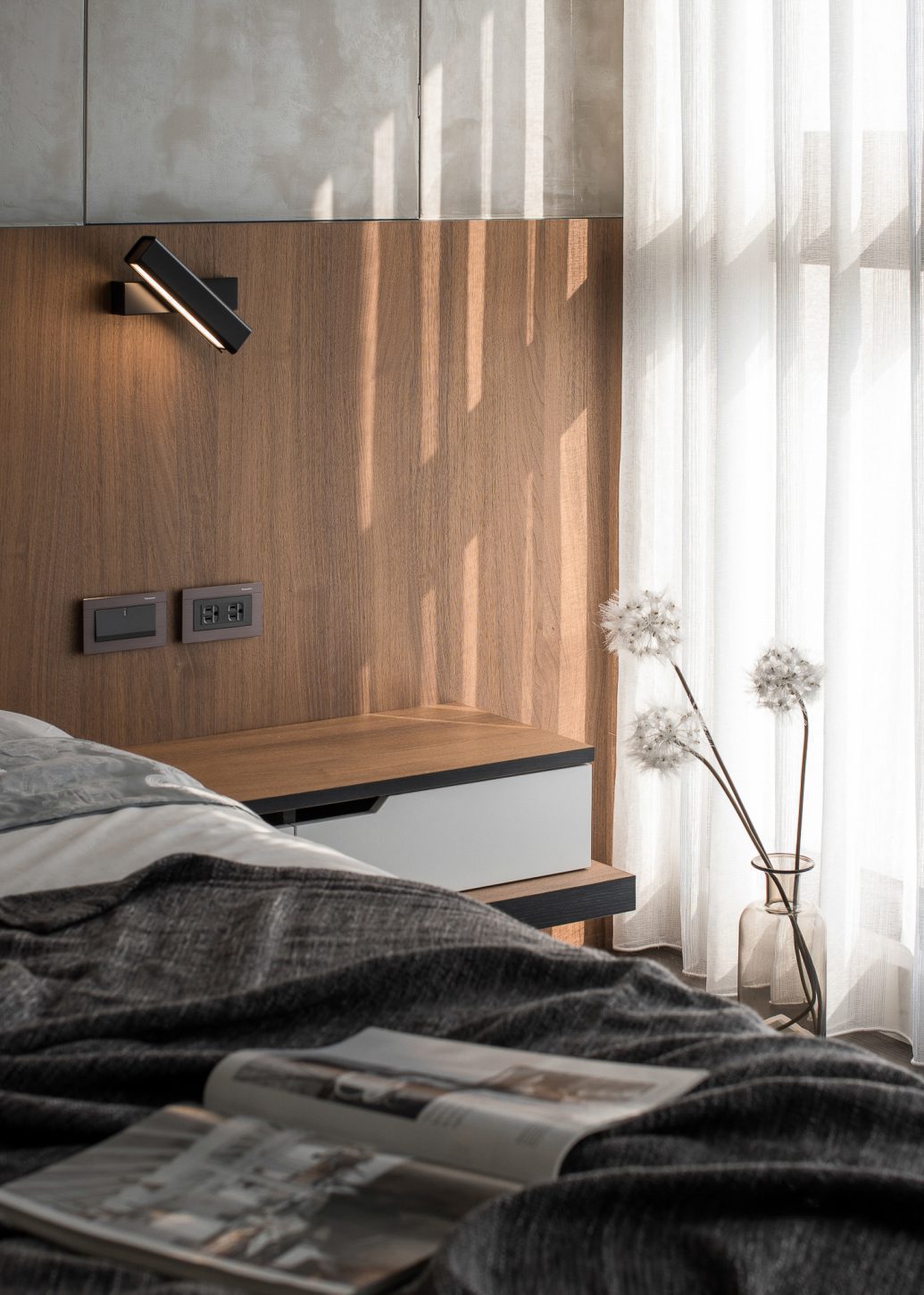 Axis Flux Wall Sconce - Vakkerlight