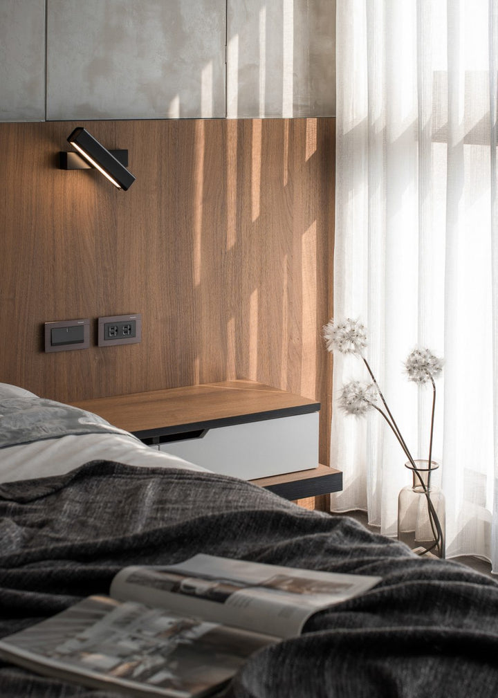 Axis Flux Wall Sconce - Vakkerlight