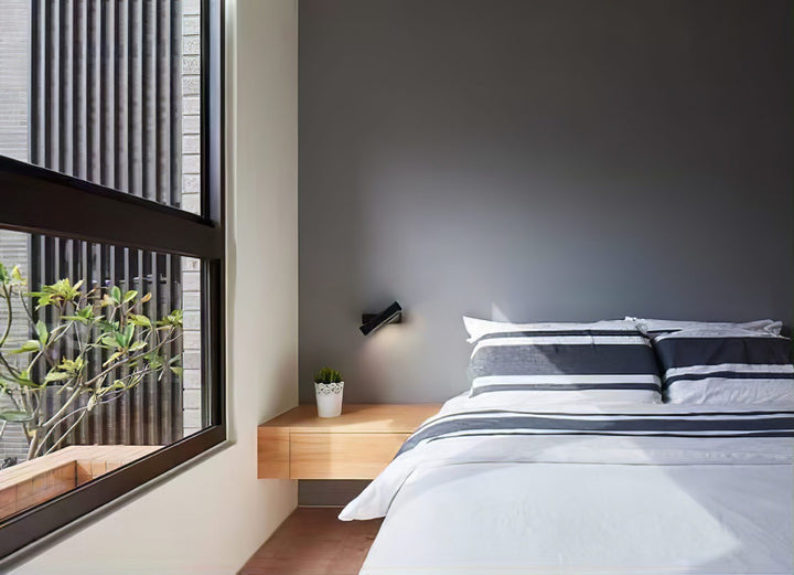 Axis Flux Wall Sconce - Vakkerlight