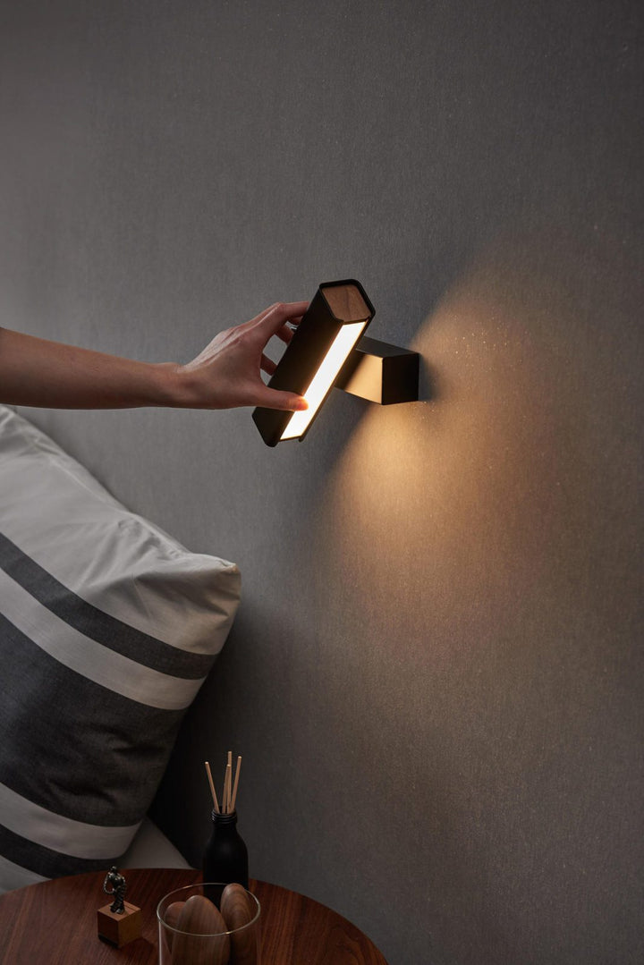 Axis Flux Wall Sconce - Vakkerlight