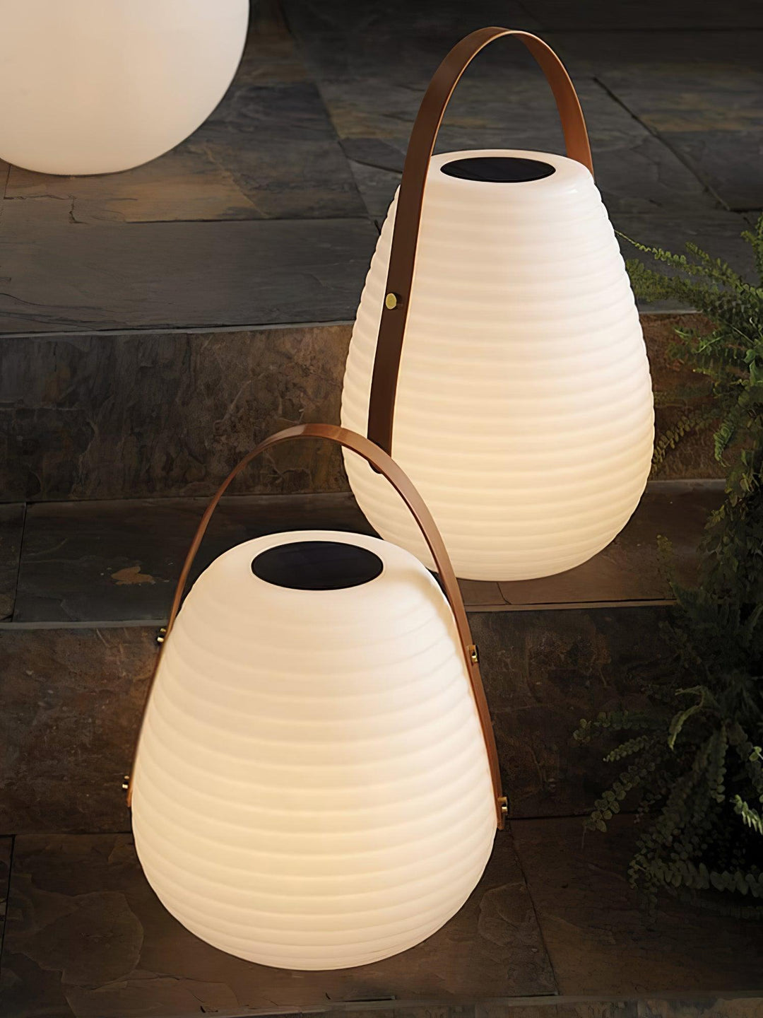 Beehive Lantern Outdoor Lamp - Vakkerlight