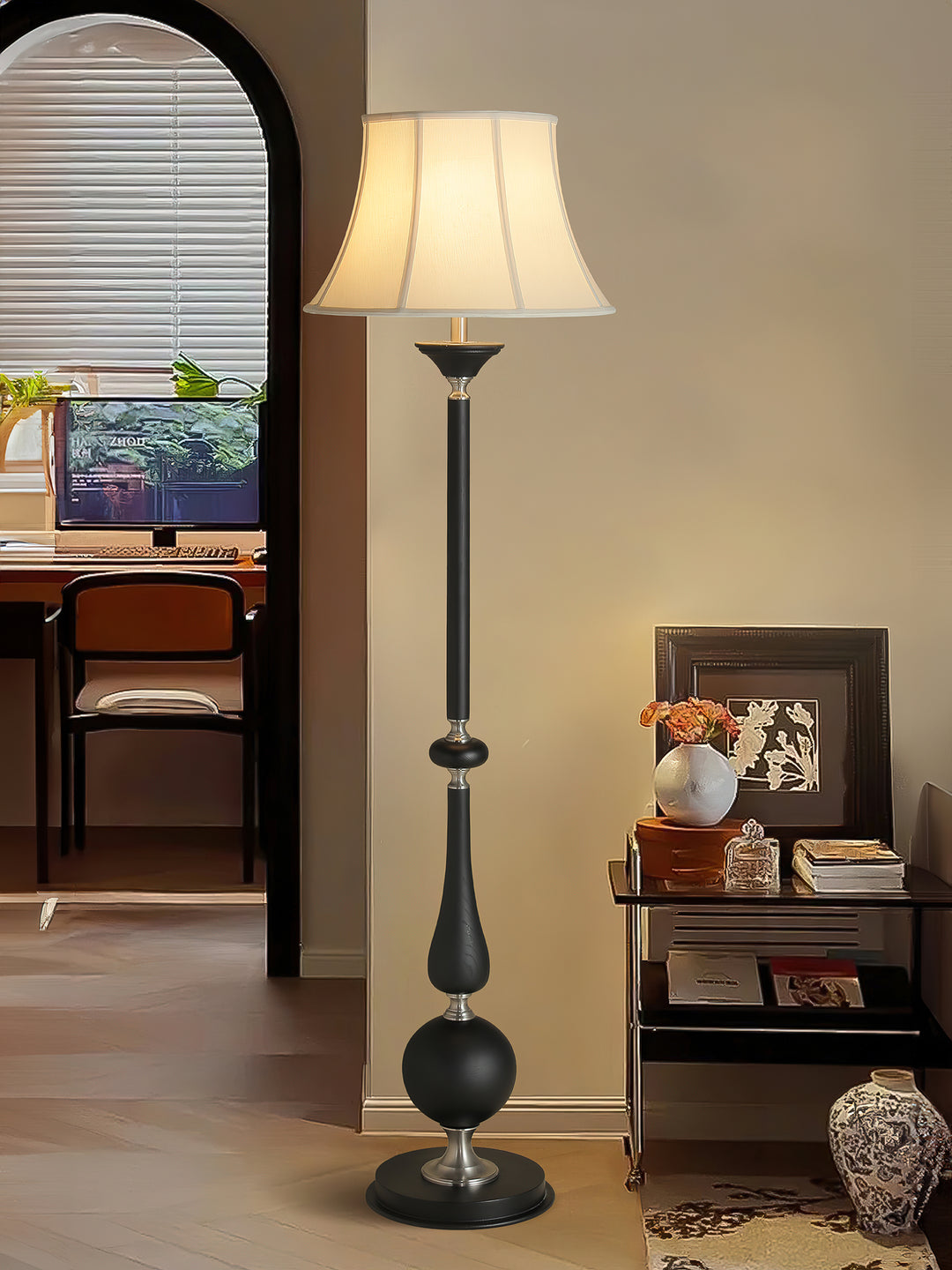 Belfort Classic Floor Lamp - Vakkerlight