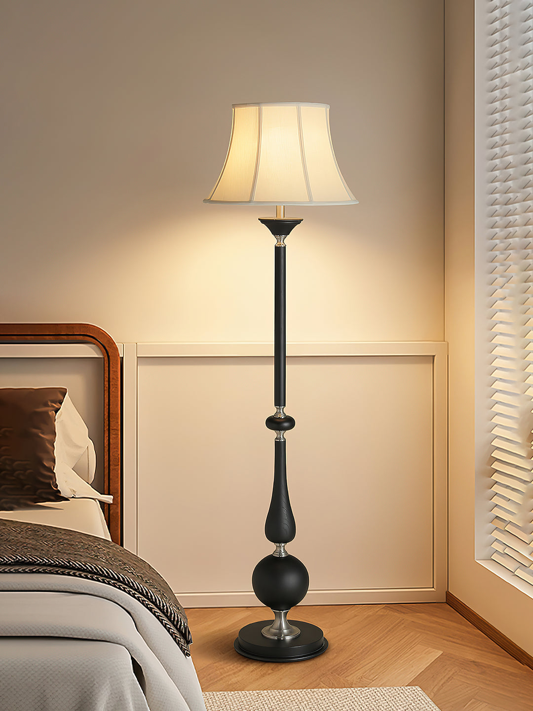 Belfort Classic Floor Lamp - Vakkerlight