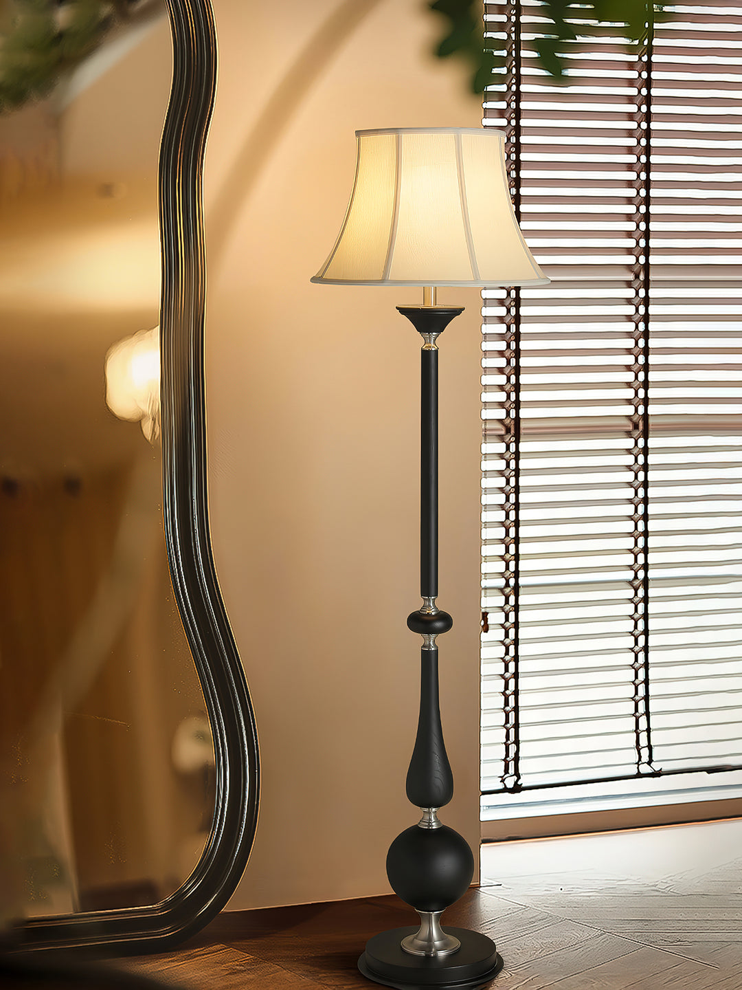 Belfort Classic Floor Lamp - Vakkerlight