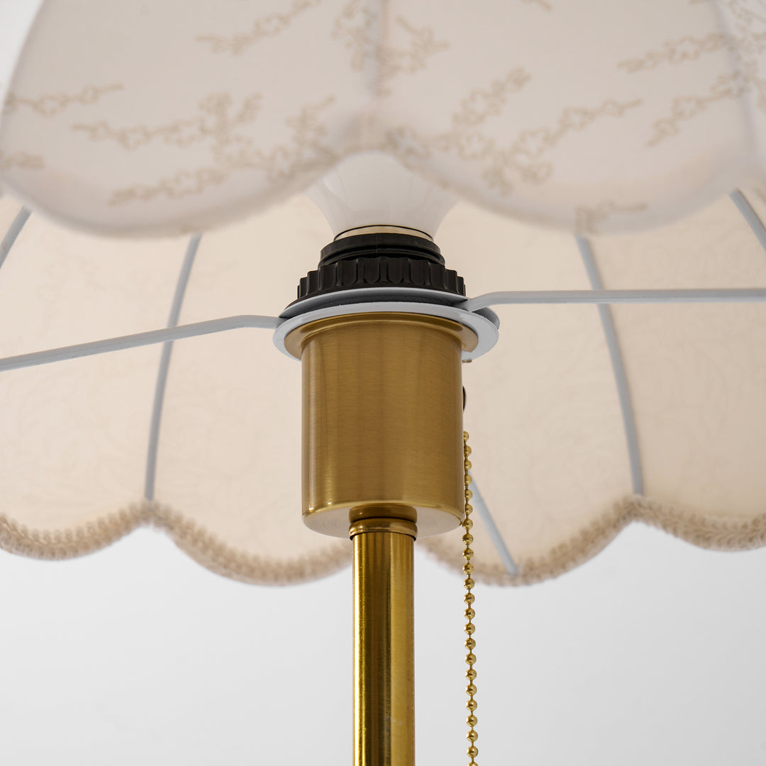 Belle Table Lamp - Vakkerlight
