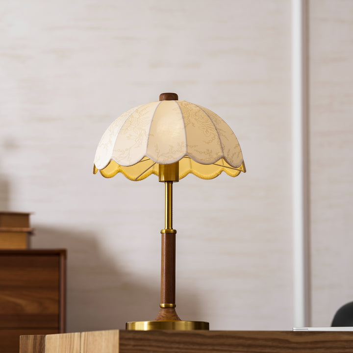 Belle Table Lamp - Vakkerlight