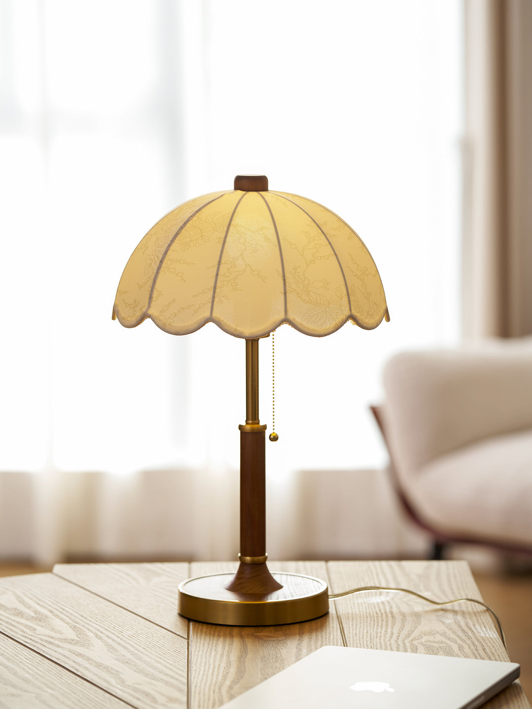 Belle Table Lamp - Vakkerlight