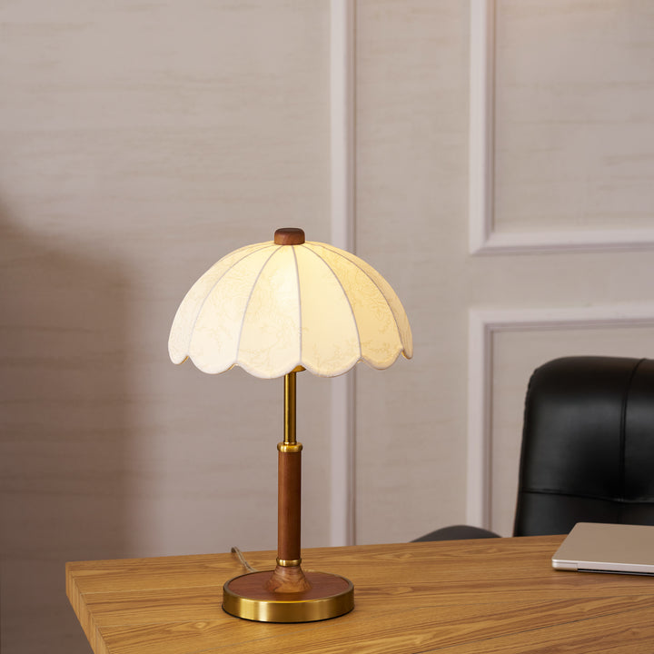 Belle Table Lamp - Vakkerlight