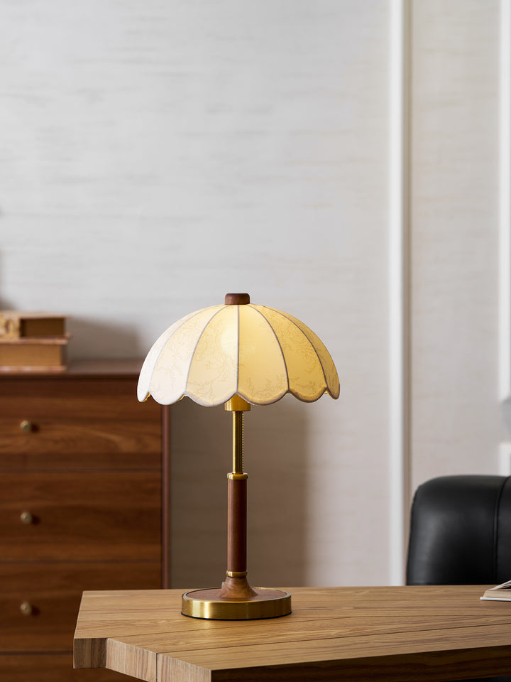 Belle Table Lamp - Vakkerlight