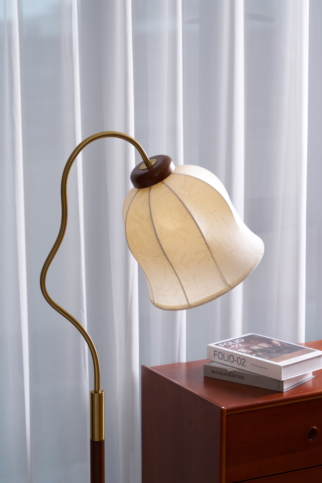 Bellvine Floor Lamp - Vakkerlight