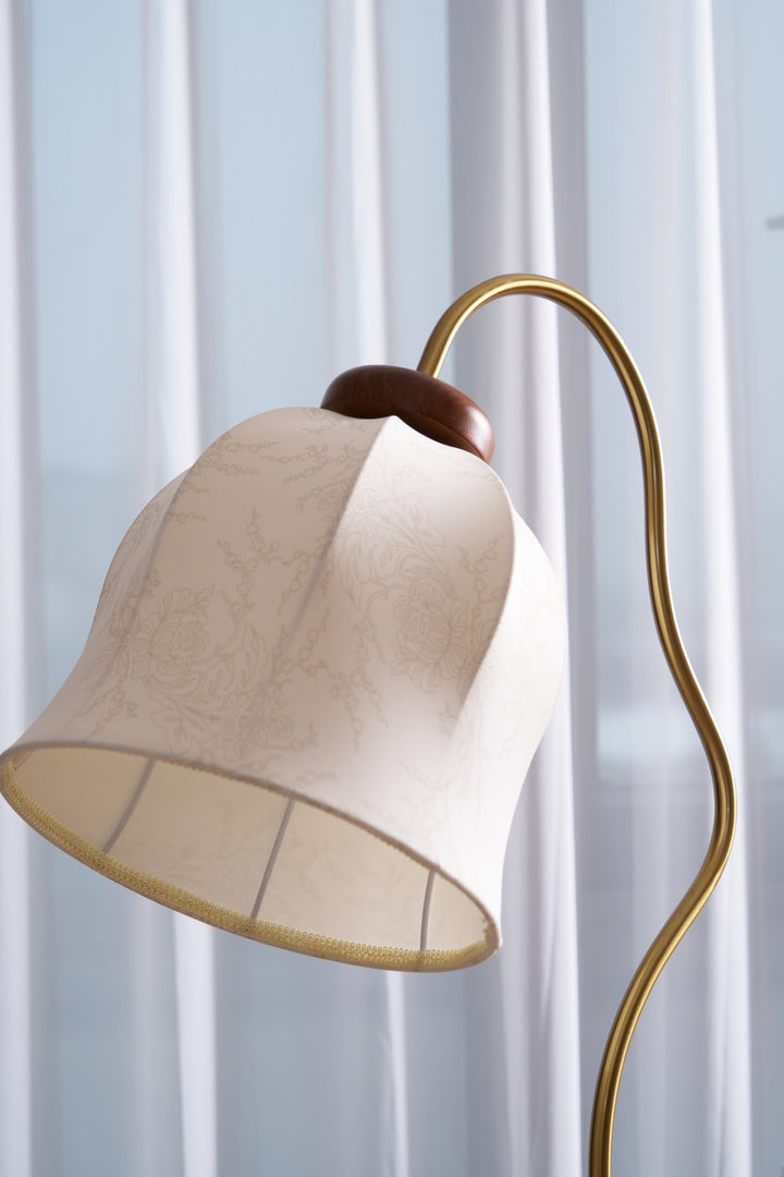 Bellvine Floor Lamp - Vakkerlight