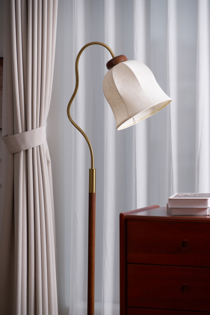 Bellvine Floor Lamp - Vakkerlight
