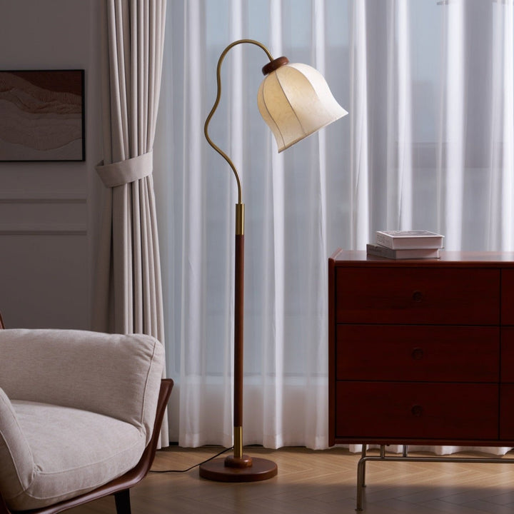 Bellvine Floor Lamp - Vakkerlight