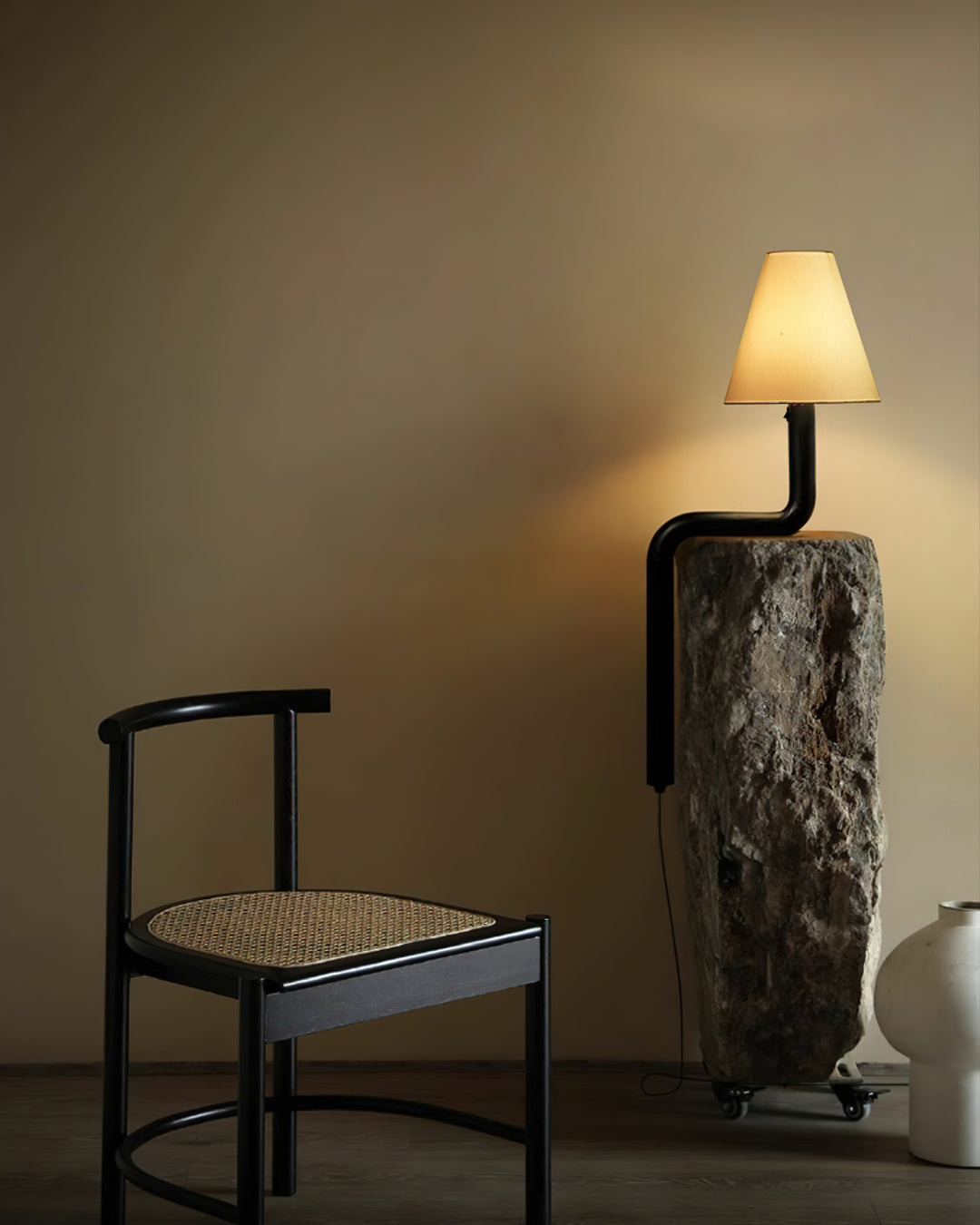 Bend Wood Table Lamp - Vakkerlight