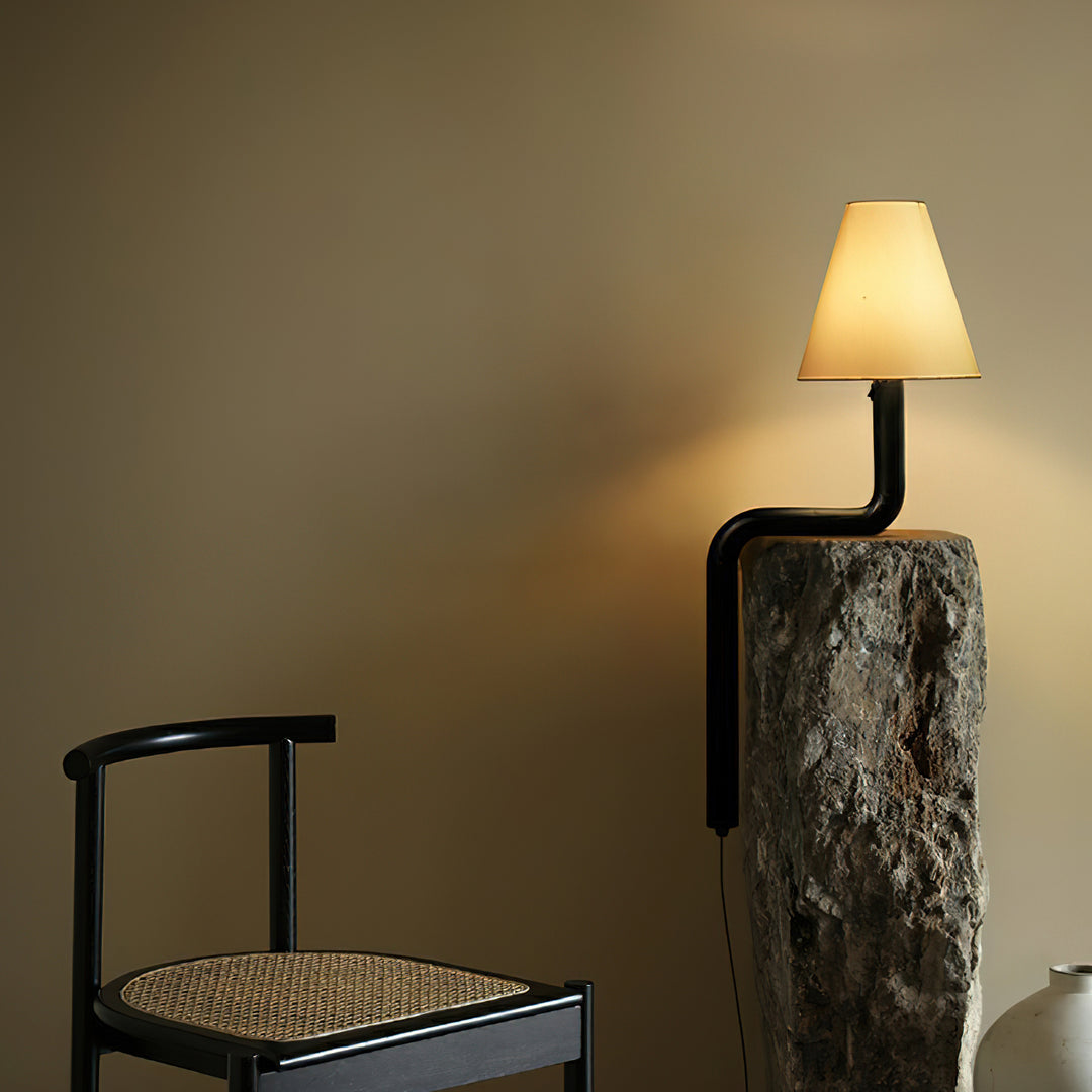 Bend Wood Table Lamp - Vakkerlight