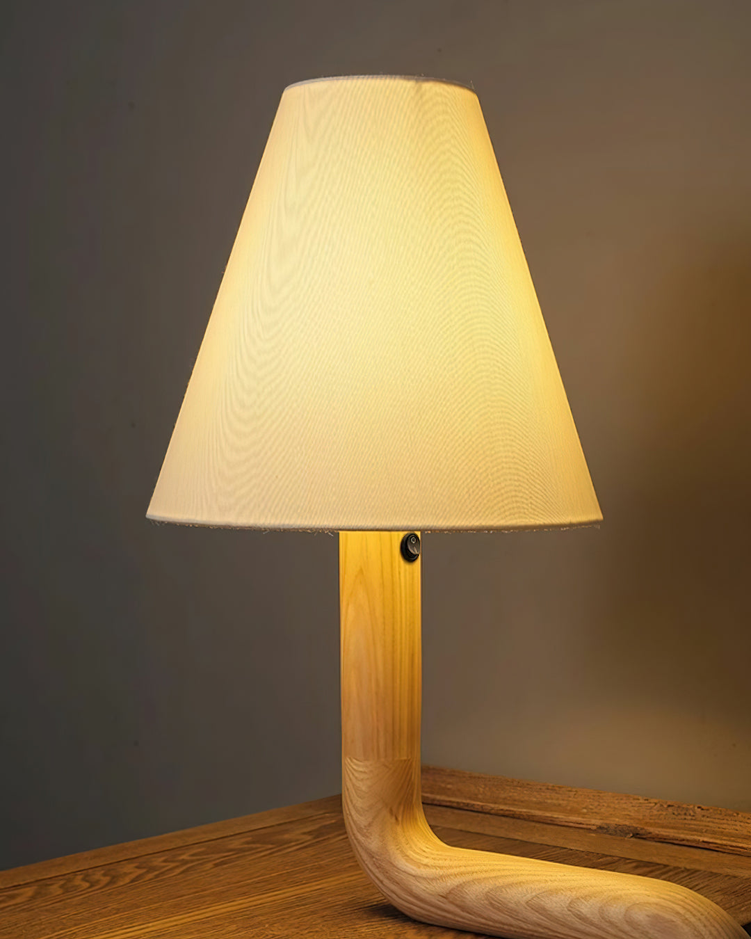 Bend Wood Table Lamp - Vakkerlight