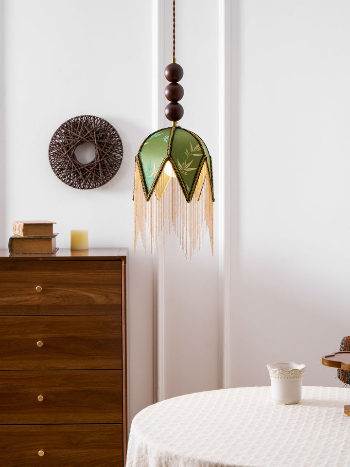 Bette Fringed Pendant Lamp - Vakkerlight