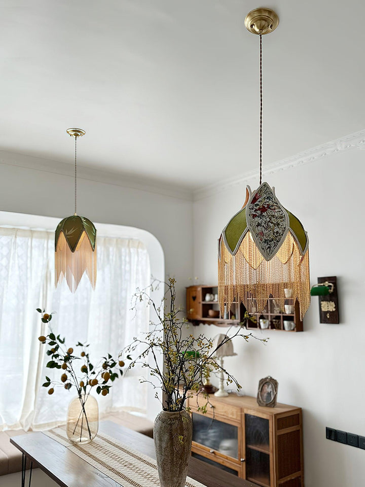 Bette Fringed Pendant Lamp - Vakkerlight