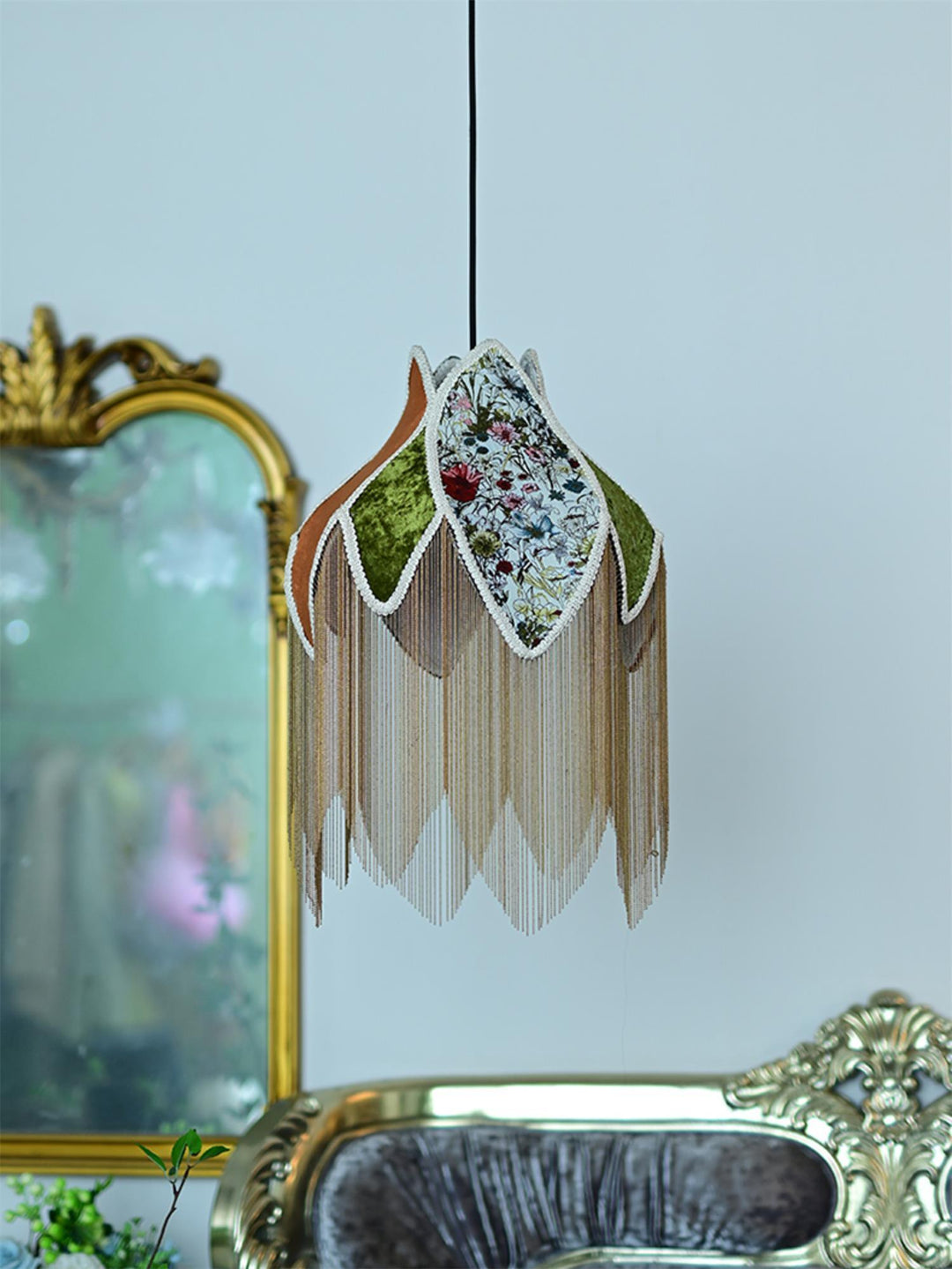 Bette Fringed Pendant Lamp - Vakkerlight