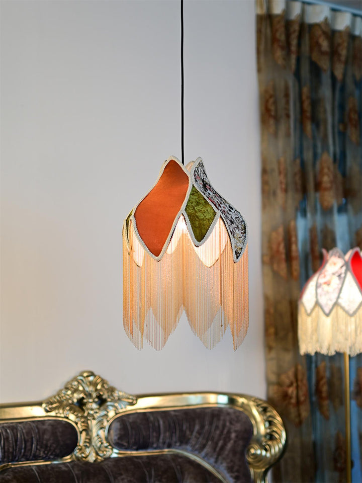 Bette Fringed Pendant Lamp - Vakkerlight