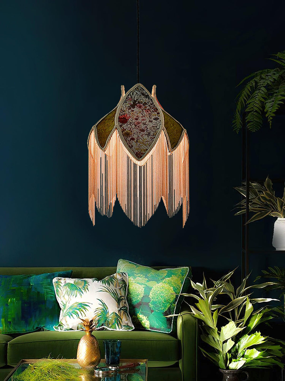 Bette Fringed Pendant Lamp - Vakkerlight