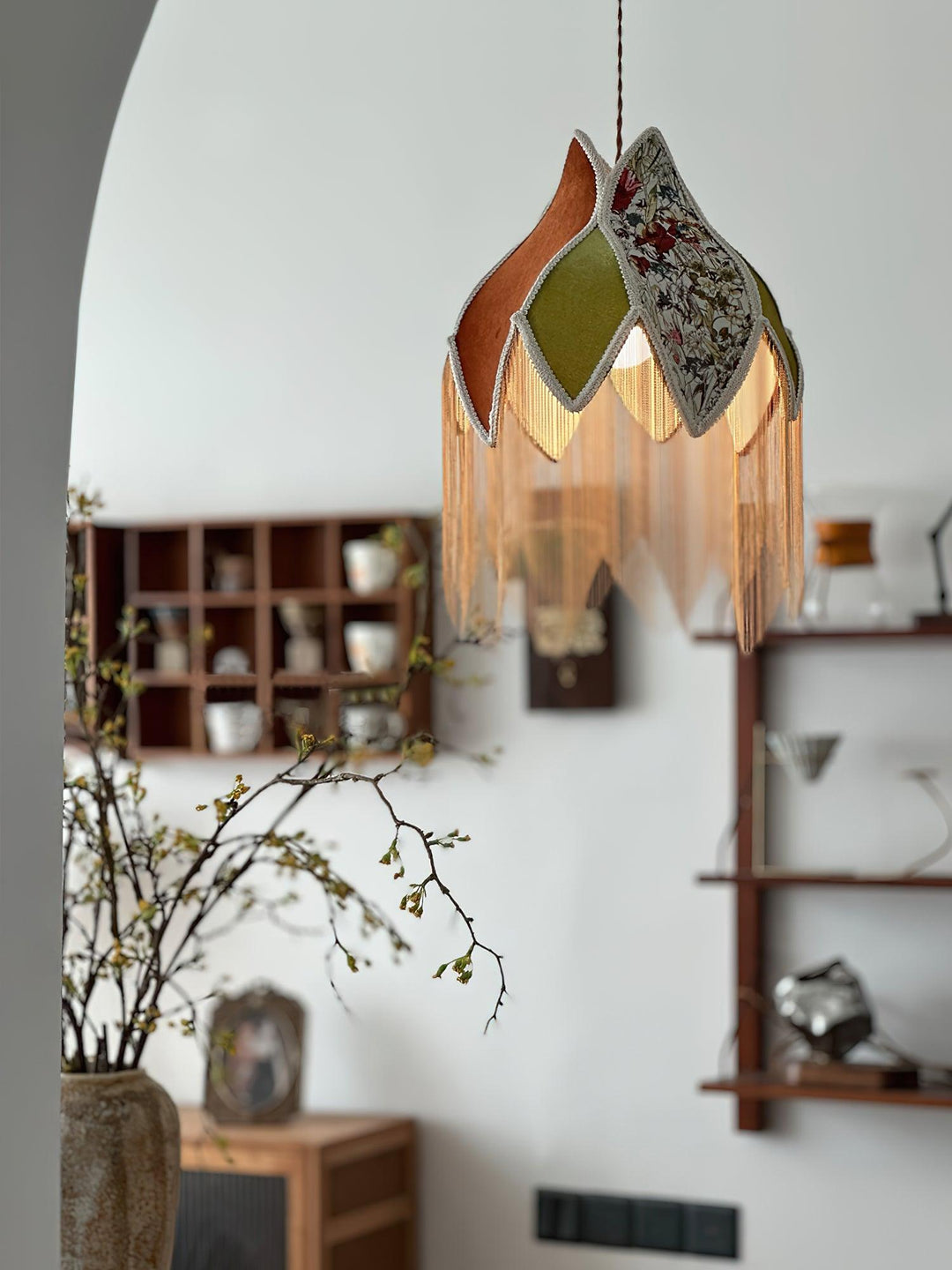 Bette Fringed Pendant Lamp - Vakkerlight