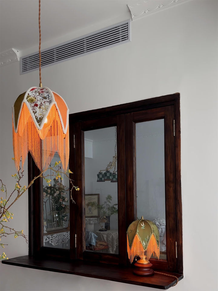 Bette Fringed Pendant Lamp - Vakkerlight