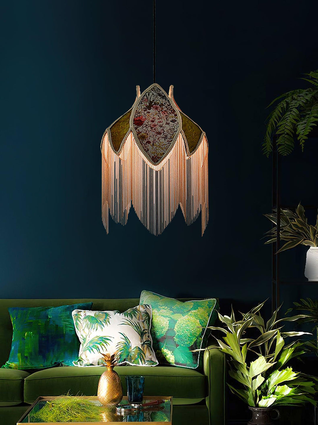 Bette Fringed Pendant Lamp - Vakkerlight