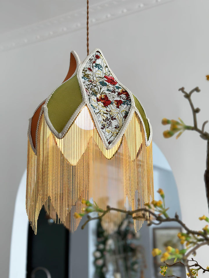 Bette Fringed Pendant Lamp - Vakkerlight