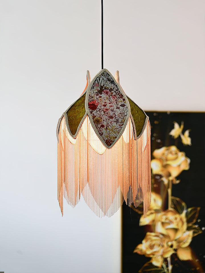 Bette Fringed Pendant Lamp - Vakkerlight