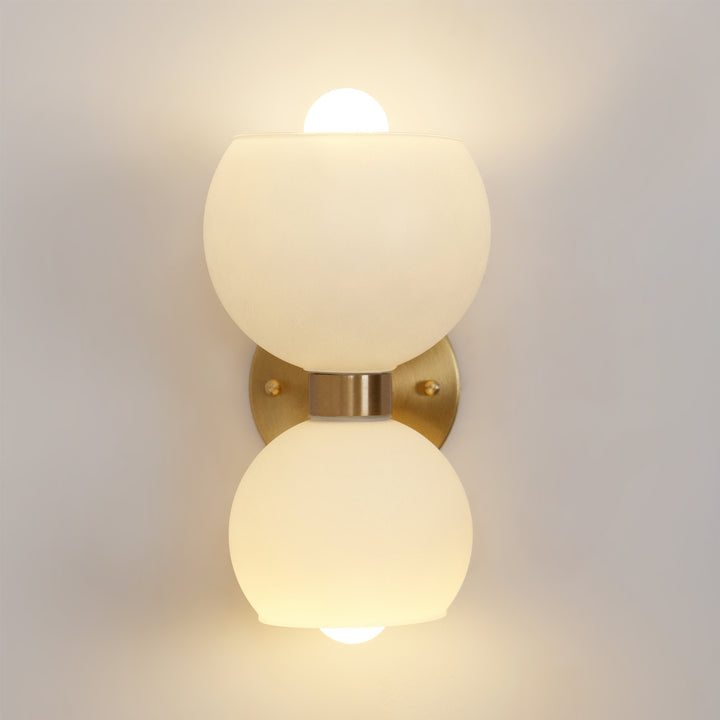 Round Pearl Sconce - Vakkerlight