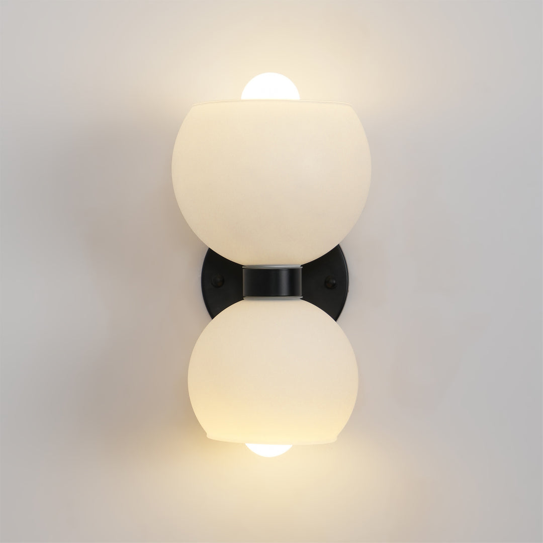 Round Pearl Sconce - Vakkerlight