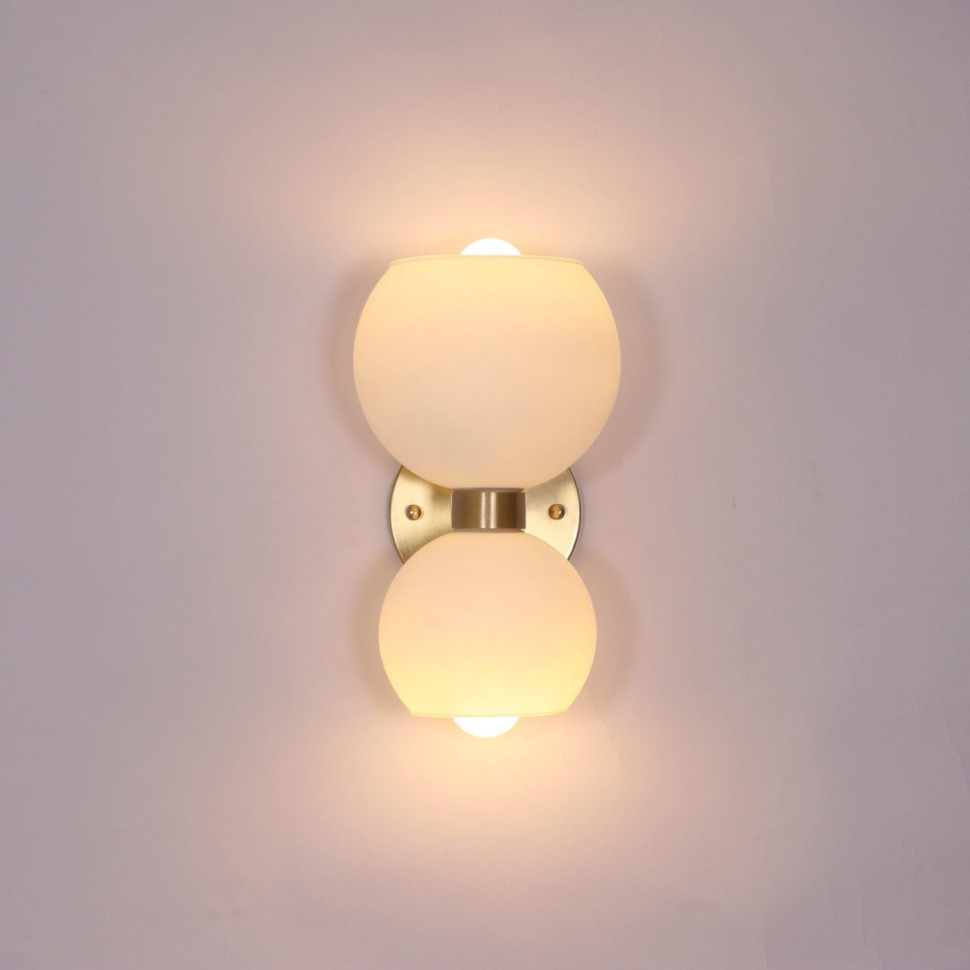 Round Pearl Sconce - Vakkerlight