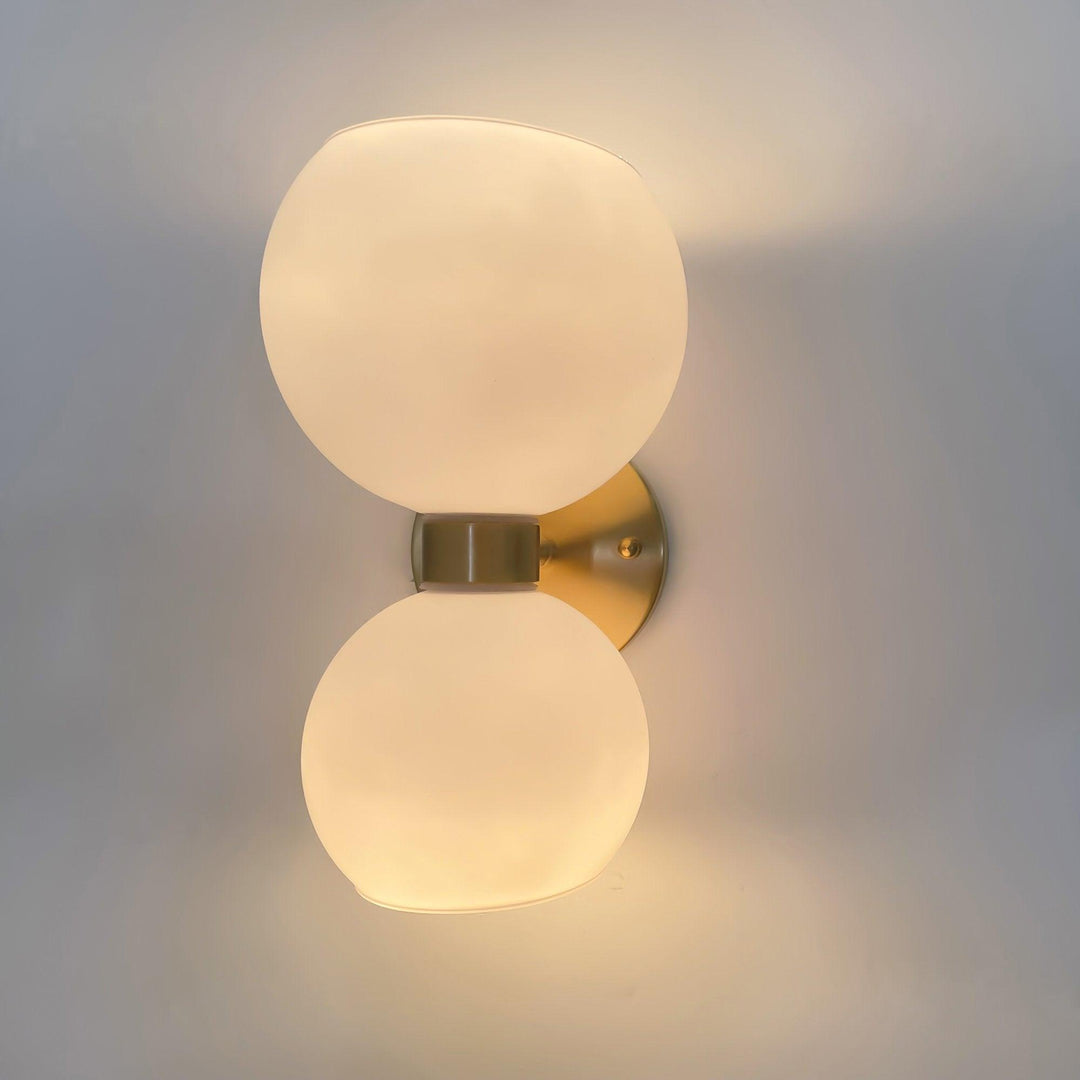 Round Pearl Sconce - Vakkerlight