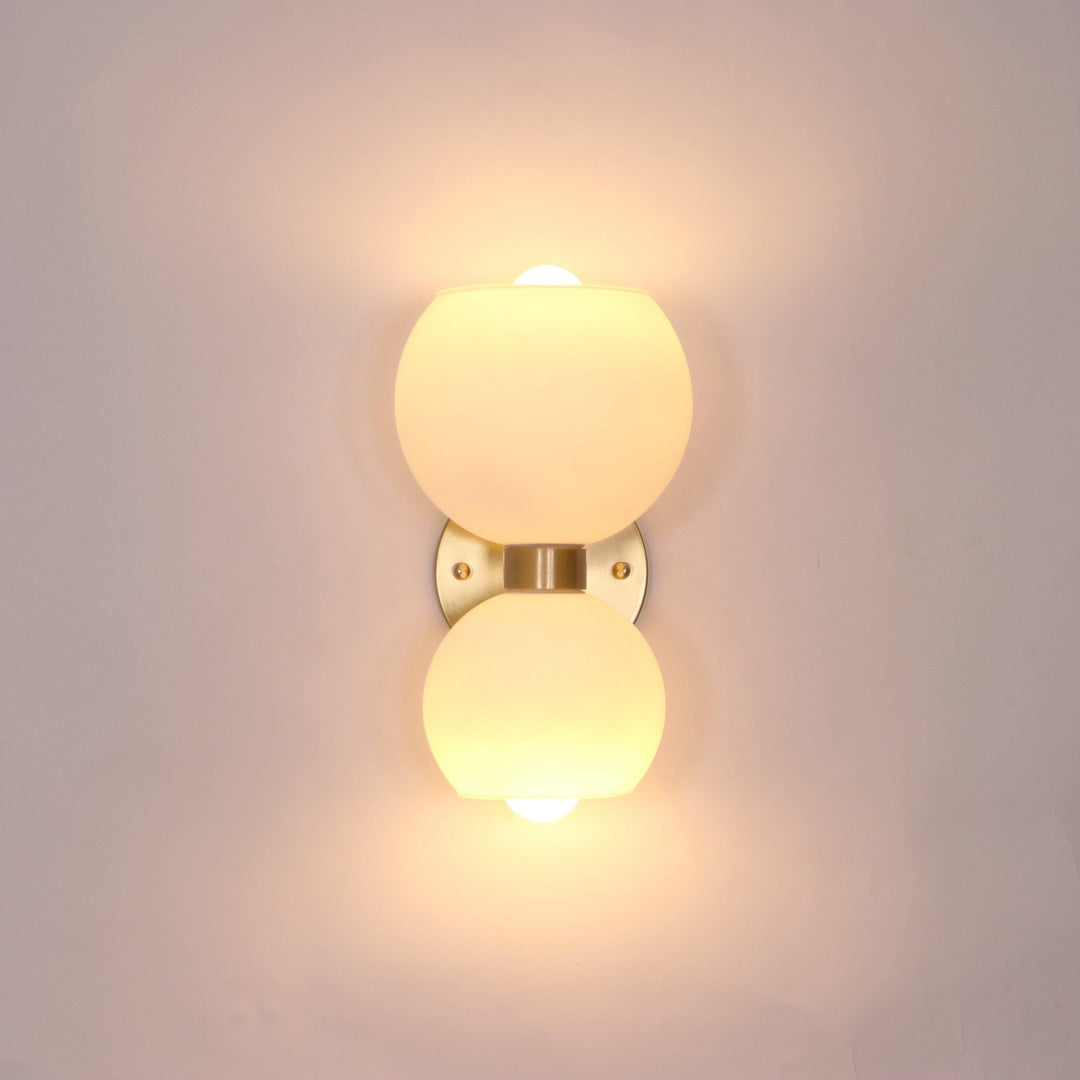 Round Pearl Sconce - Vakkerlight