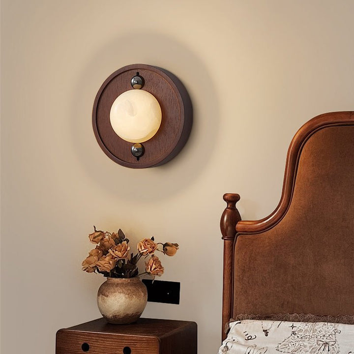 Bezel Alabaster Wall Lamp - Vakkerlight